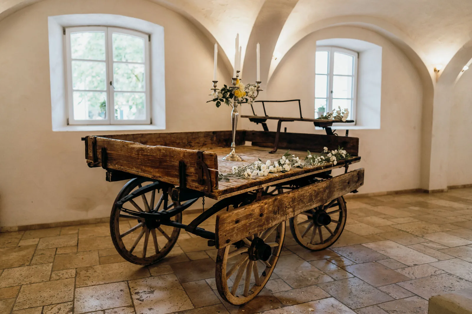 Gala-Dinner und Bankett im Gewölbesaal der Eventlocation Sickertshofen