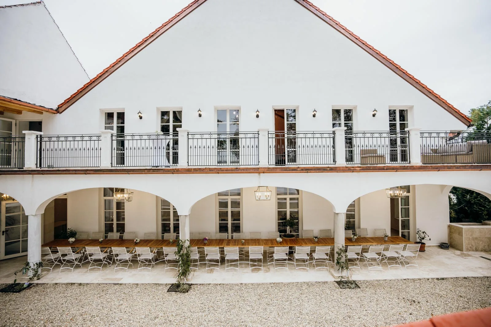 Orangerie im Hofgut Sickertshofen als Empfangsbereich und Networking-Zone für Hausmessen